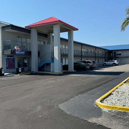 Motel 6 Englewood, Fl Exteriör bild